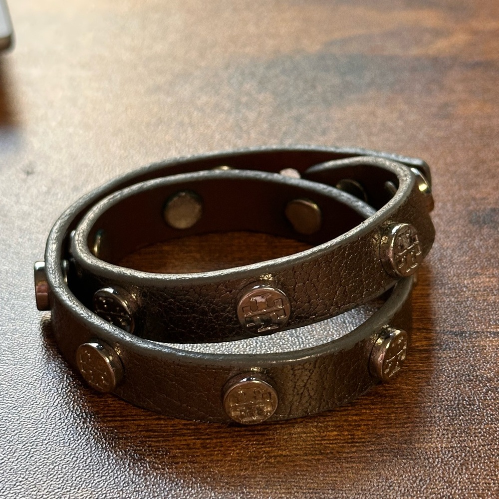 Tory Burch Dark Silver Leather Wrap Bracelet with Silver Accents